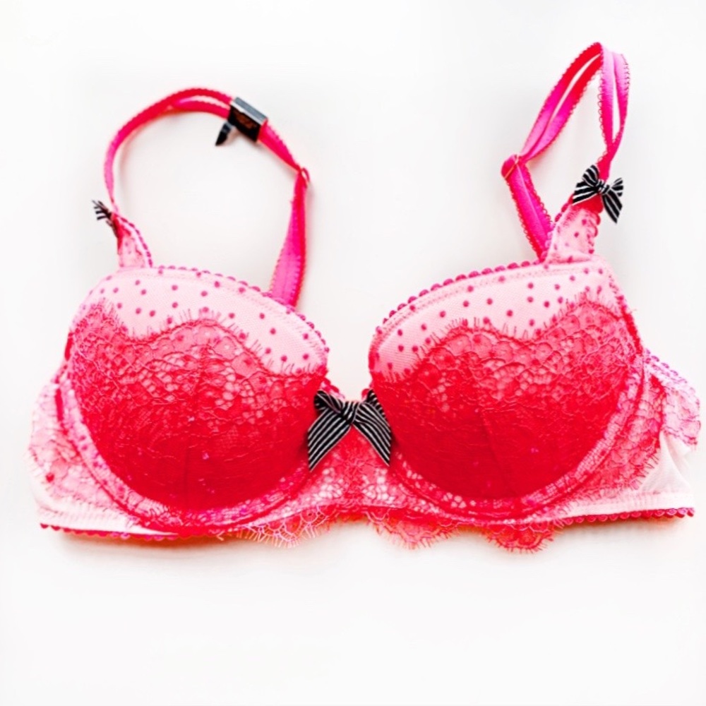 NWT Very Sexy Balconet Bra